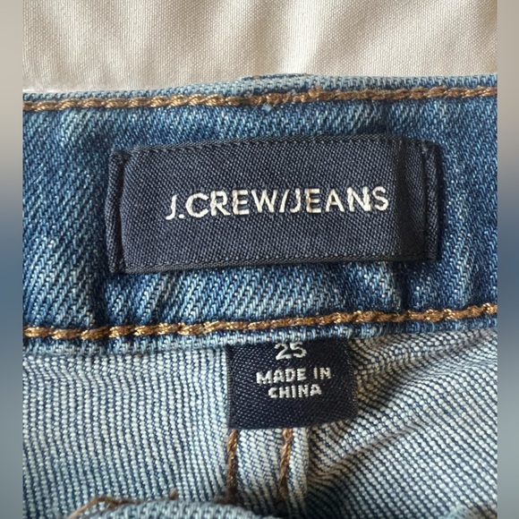 J Crew Slim Broken In Boyfriend Jeans size 25 - Picture 9 of 11